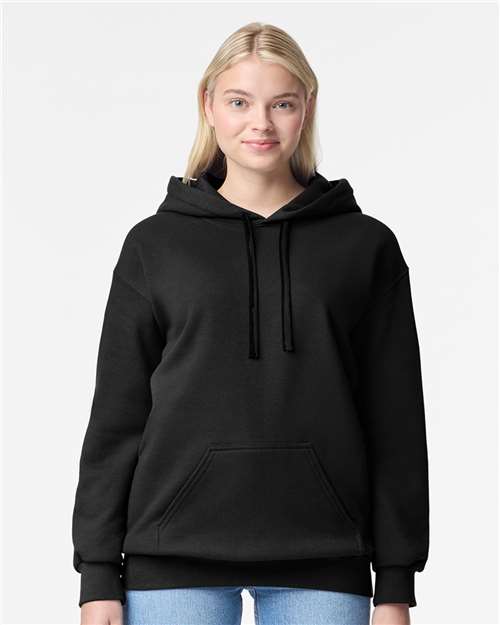 Gildan Unisex Hammer™ Maxweight Hooded Sweatshirt — Pitch Black — On model · front